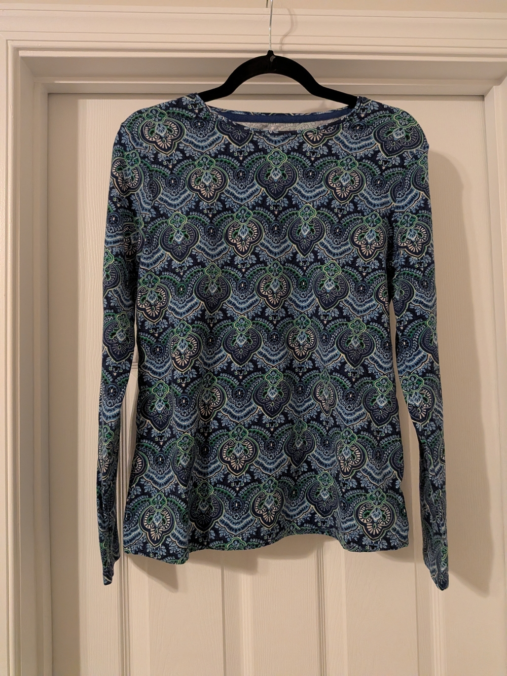 Talbots Blue and Green Printed Long Sleeve Crewneck Top